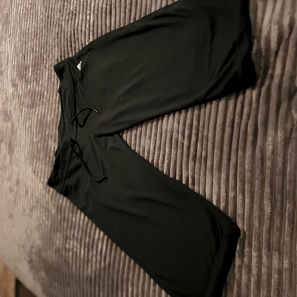 Adidas capris